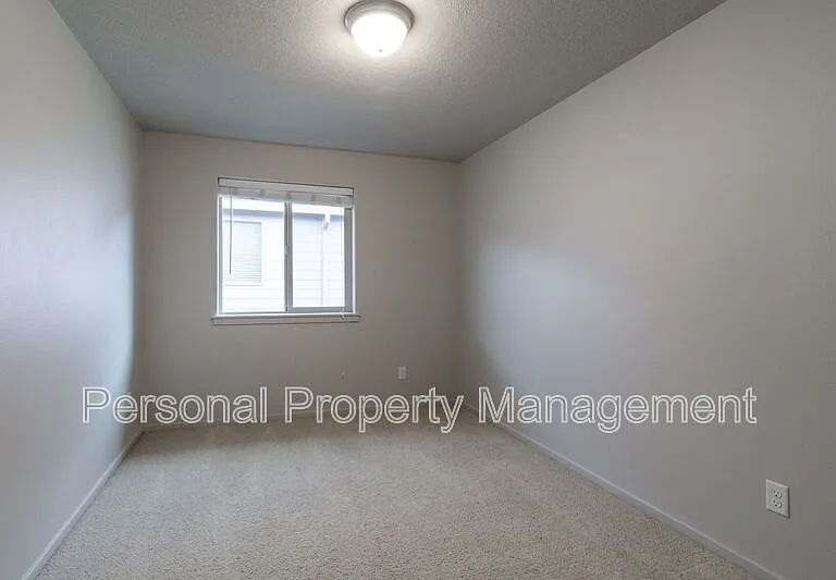 1311 NE 82nd Way — Photo 14