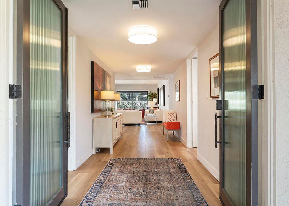 1st image of 32 Colgate Dr