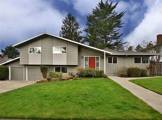 2115 SW Roxbury Ave, Portland, OR 97225
