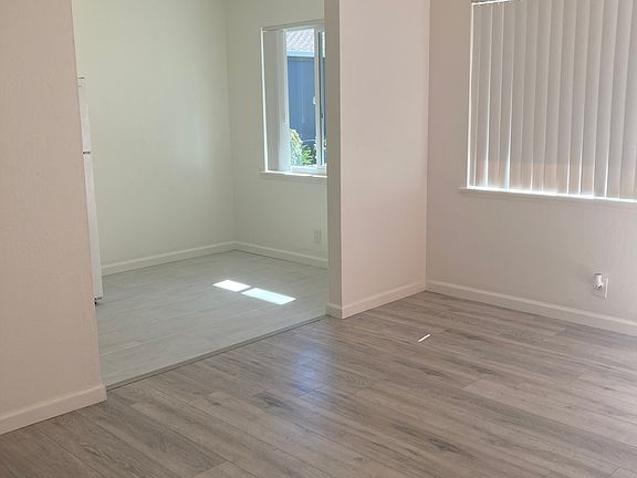 4th image of 760 E Campbell Ave #3