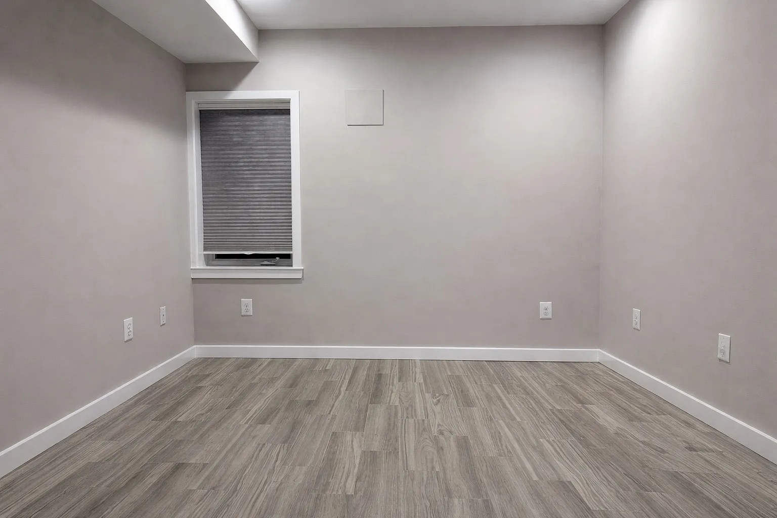 1402 Decatur St NW — Photo 4