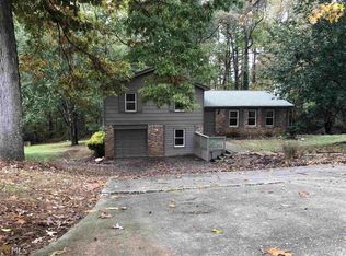 3245 Stanford Cir, Lawrenceville, GA 30044