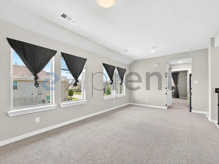 2301 Norma Ln — Photo 23