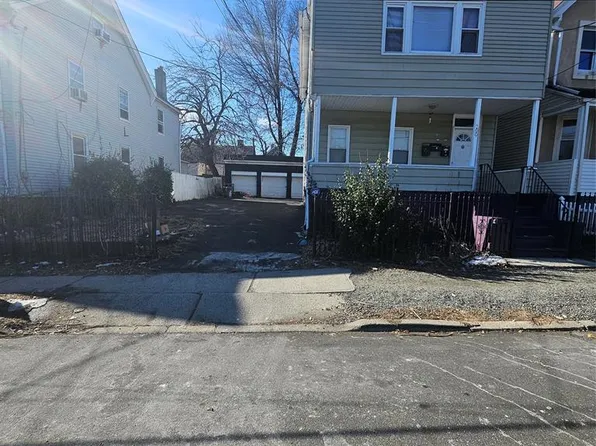 200 Pierson St, Orange, NJ 07050