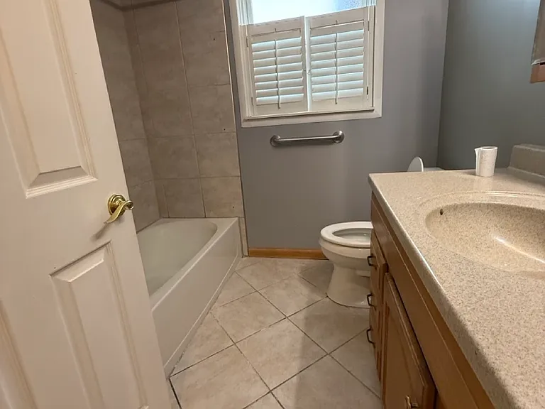 20380 Garden Ct — Photo 3