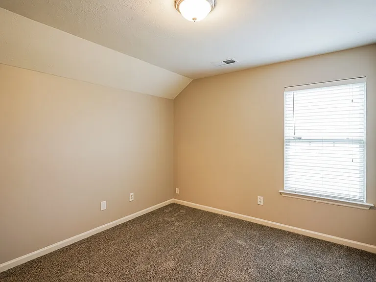 1825 Lakewood Village Dr — Photo 17