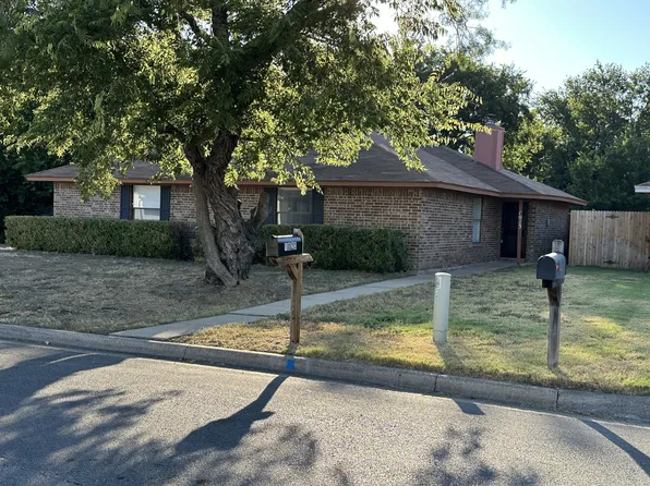 1023 Cottonwood Trl, Benbrook, TX 76126