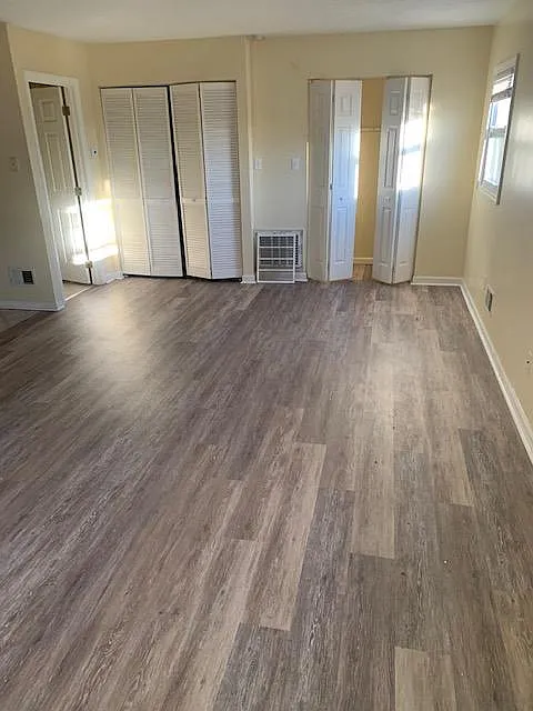 Building Photo - 330 Forest Grove Rd #2