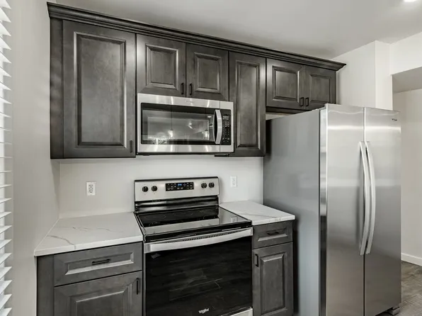 324-326 Darby Rd, Havertown, PA