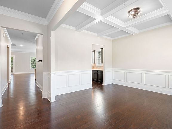 5th image of 748 Alameda Ave