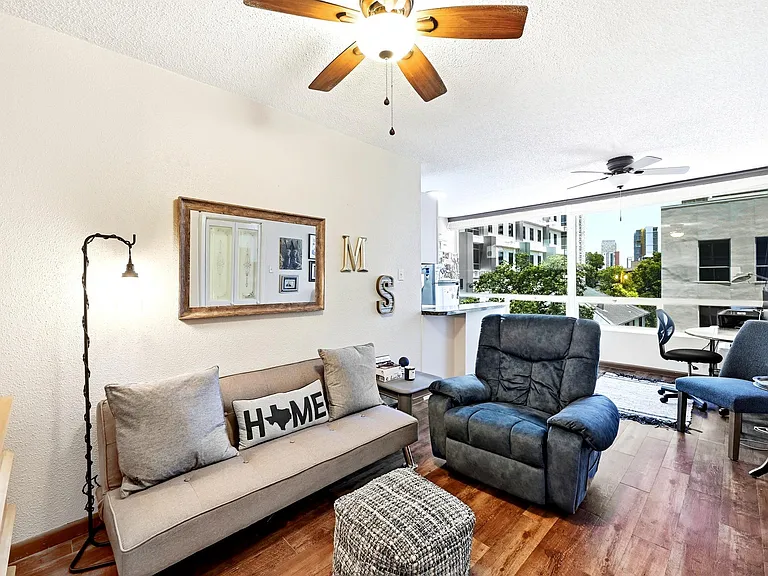 1212 Guadalupe St #308 — Photo 1