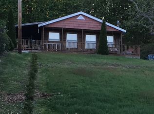 67 Lathrop Rd, Uncasville, CT 06382