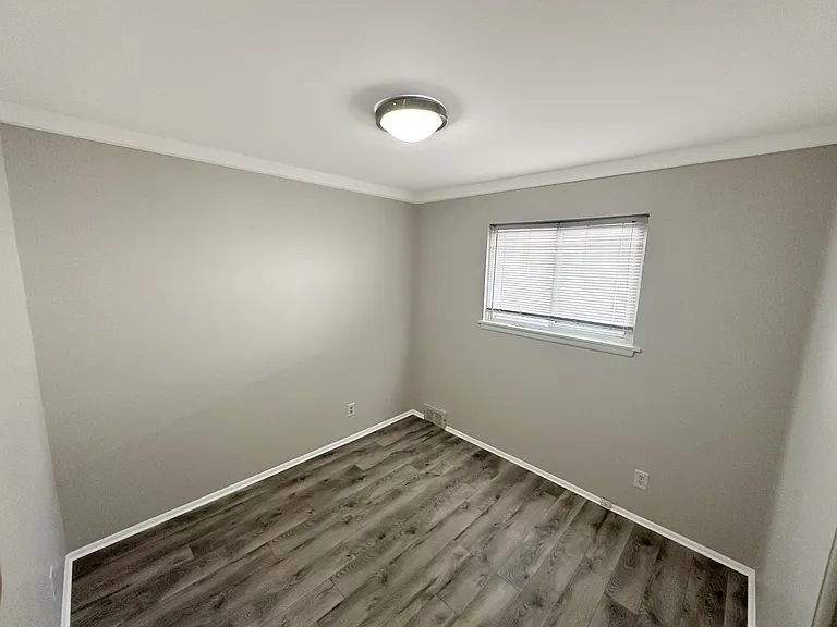 4236 Joliet Ave — Photo 10