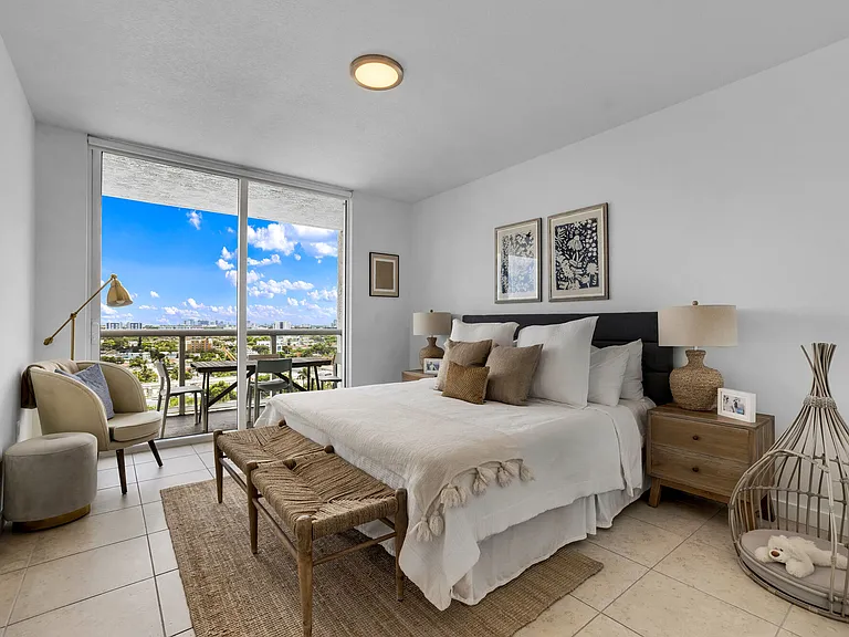 Pier 19 Residences and Marina — Photo 9