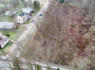 1015/1025 Peach St, California, PA 15419