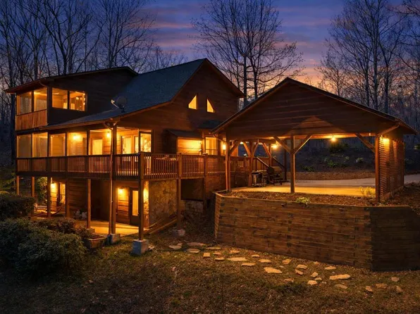 161 Arbor Way, Blue Ridge, GA 30513
