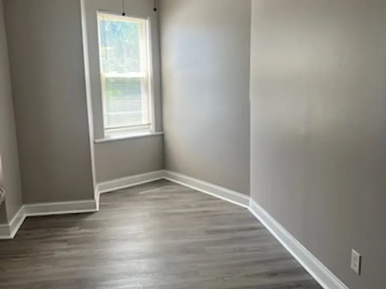 4040 Spruce St — Photo 29