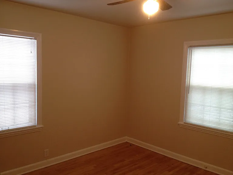 8911 W Center St #2 — Photo 8