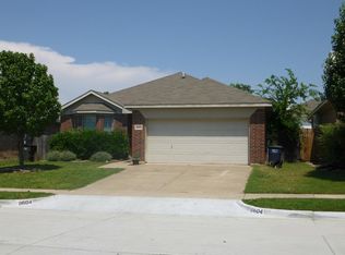 8604 Rainy Lake Dr, Fort Worth, TX 76244