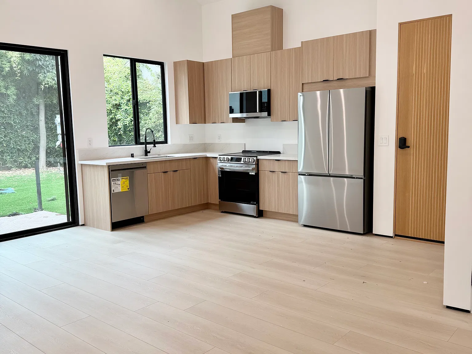 2 bed, $3,795 — Photo 3