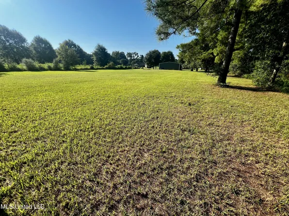 Albert Davis Rd, Lucedale, MS 39452