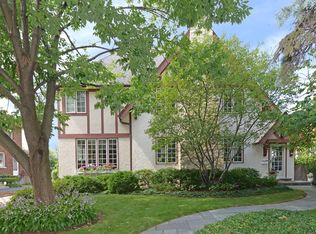 132 Bertling Ln, Winnetka, IL 60093