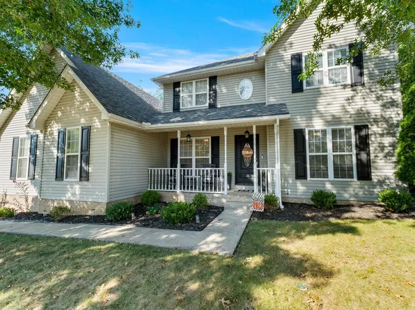 6 Brookshire Dr, Huntington, WV 25705