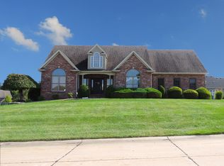 4703 Stonybrook Rd, Godfrey, IL 62035