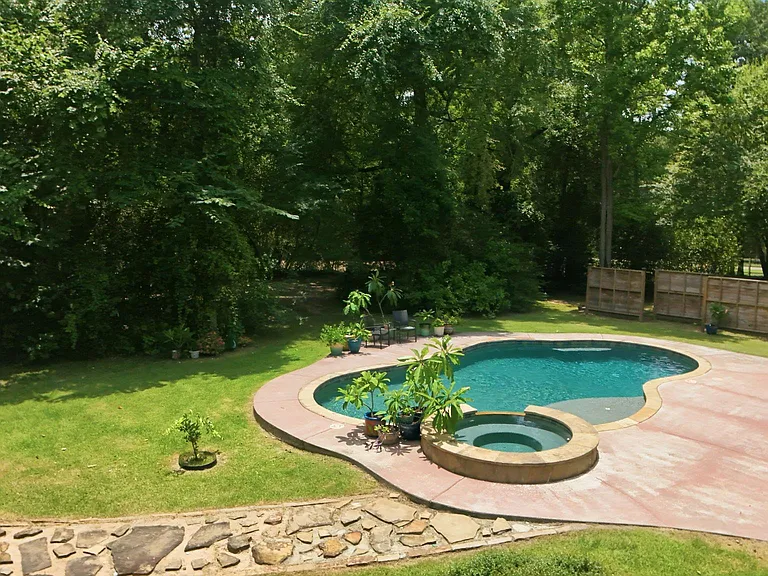 223 Pin Oak Ln — Photo 36