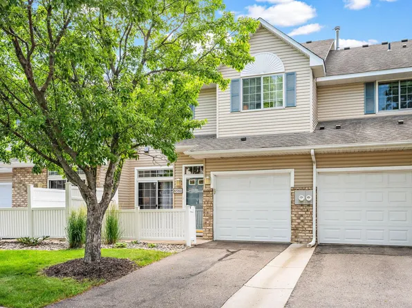8581 Cortland Rd, Eden Prairie, MN 55344