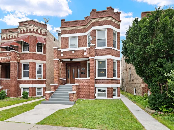 1935 Harvey Ave, Berwyn, IL 60402