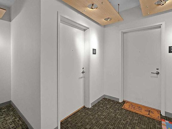 5th image of 63 N Inglewood Park SE #412