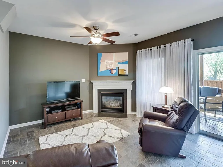 6597 Patent Parish Ln — Photo 2