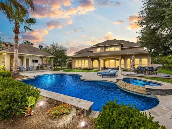 2402 Britton Ridge Dr, Katy, TX 77494