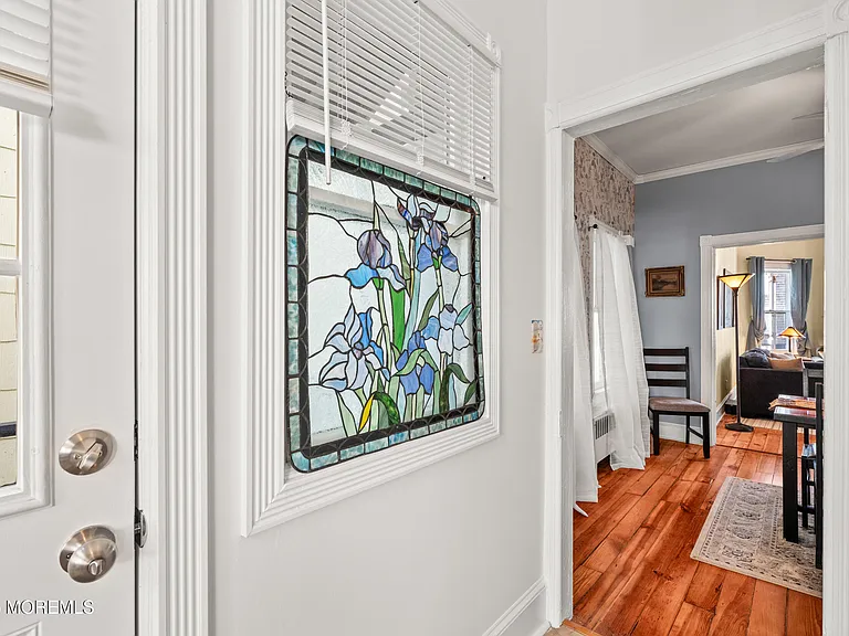 49 Franklin Ave — Photo 22
