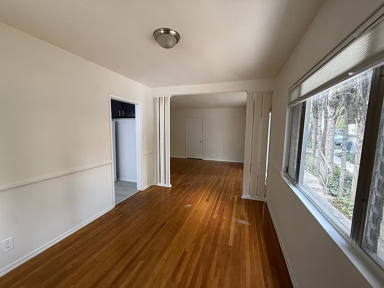 1211 N Flores St #1 — Photo 16