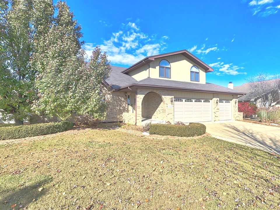 1st image of 7828 Brookside Glen Dr