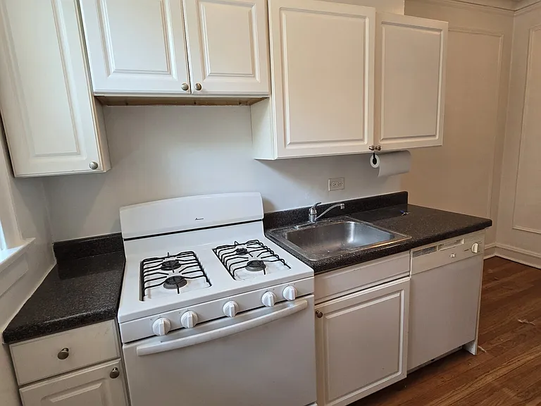 4527 N Paulina St #3B — Photo 5