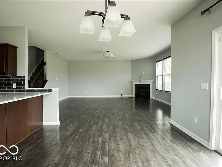 15665 Eastpark Dr — Photo 23