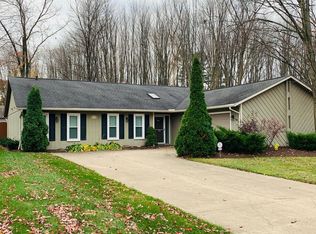 14715 Hartford Trl, Strongsville, OH 44136