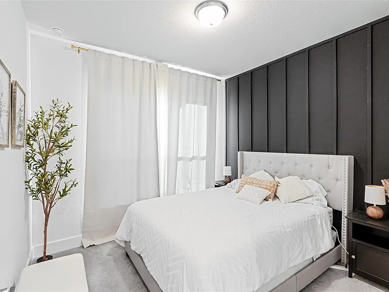 312 Palatino Bnd — Photo 16
