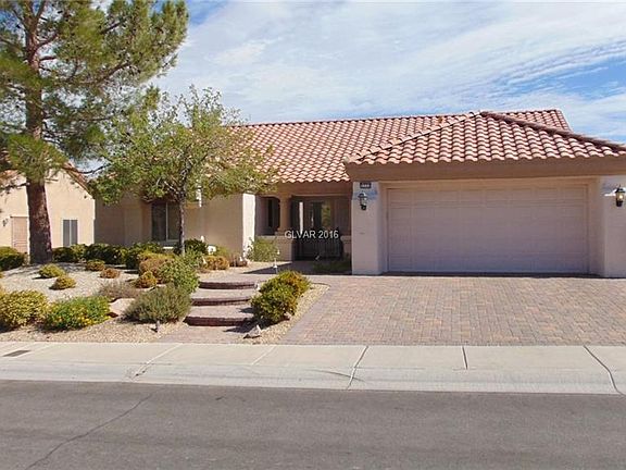 2nd image of 2712 Lotus Hill Dr