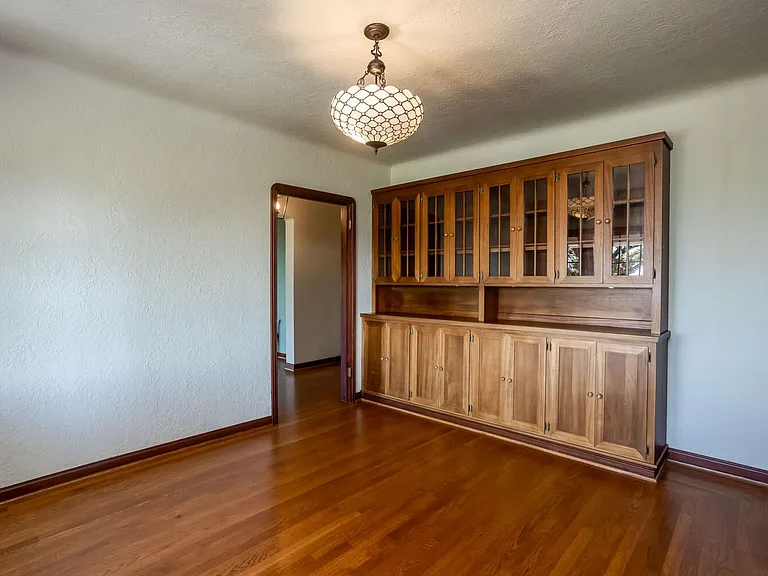 15766 Highland Dr — Photo 11
