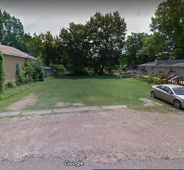 1st image of 601 E Miller St