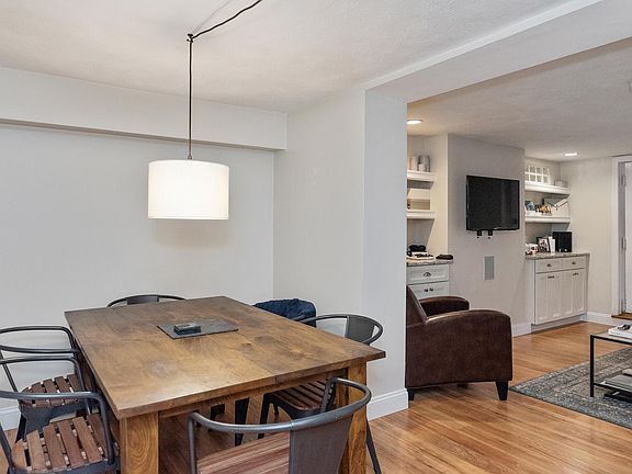 Dinning nook that flows perfectly into living room or a home office!