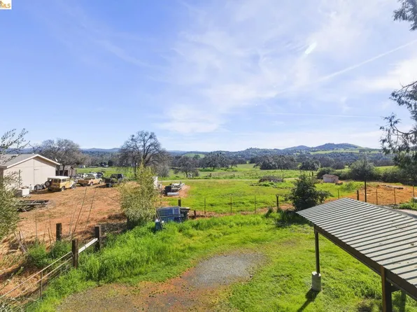 16129 Jacksonville Rd, Jamestown, CA 95327