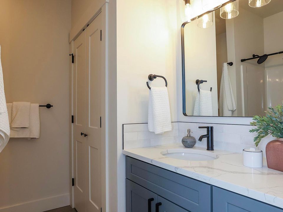 1607D 7th Park McCall ID Zillow