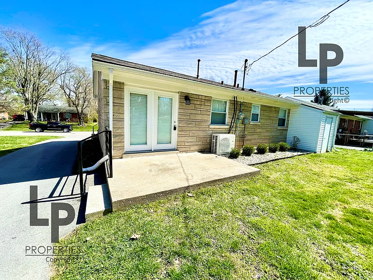 3479 Greenlawn Dr — Photo 14