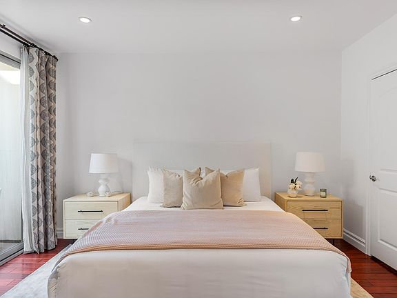 5th image of 801 Westmount Dr #102