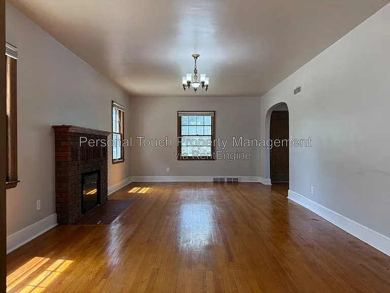 704 8th St S — Photo 15